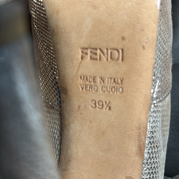 Fendi Deco Metallic Bow Platform Pumps - Picture 8 of 16